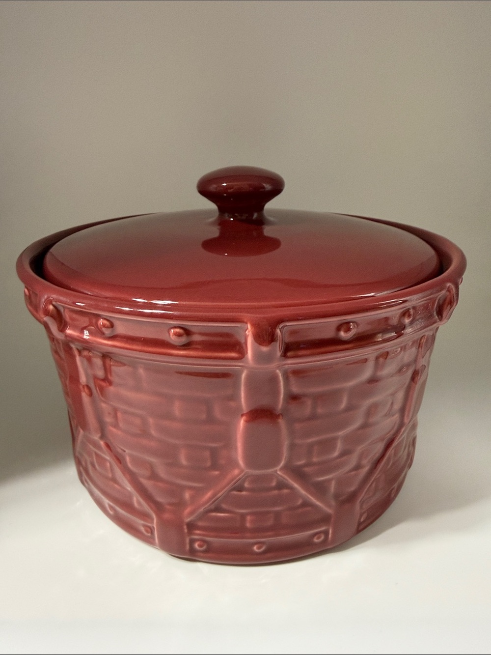 Longaberger Pottery Crock or Casserole with Lid Woven Tradition Drum Design USA
